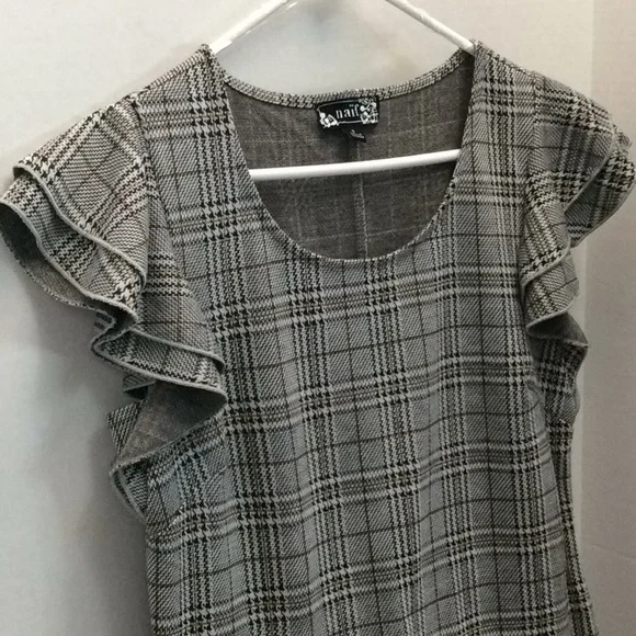 Naif Plaid Short Ruffle Sleeves Mini Dress Size Small - Picture 2 of 13
